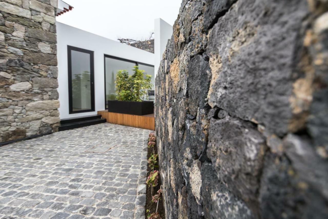 Azaleas Guest House Ribeira Cha Exterior foto